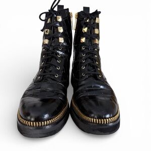 MICHAEL MICHAEL KORS Black Crocodile Embossed Leather Combat Boots Zip Lace 8